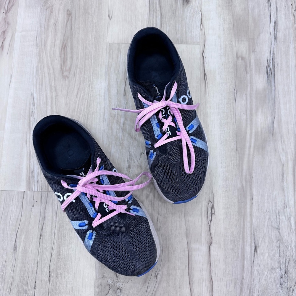 On Cloudeclipse Running Shoes black blue pink laces ladies Sz 10.5 woman